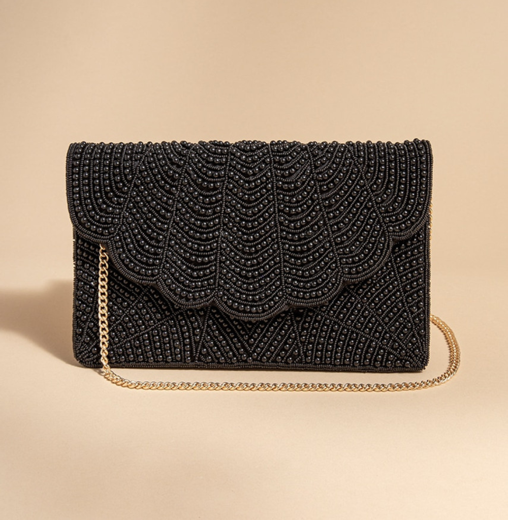 Francesca's Mindy Bead Scallop Clutch