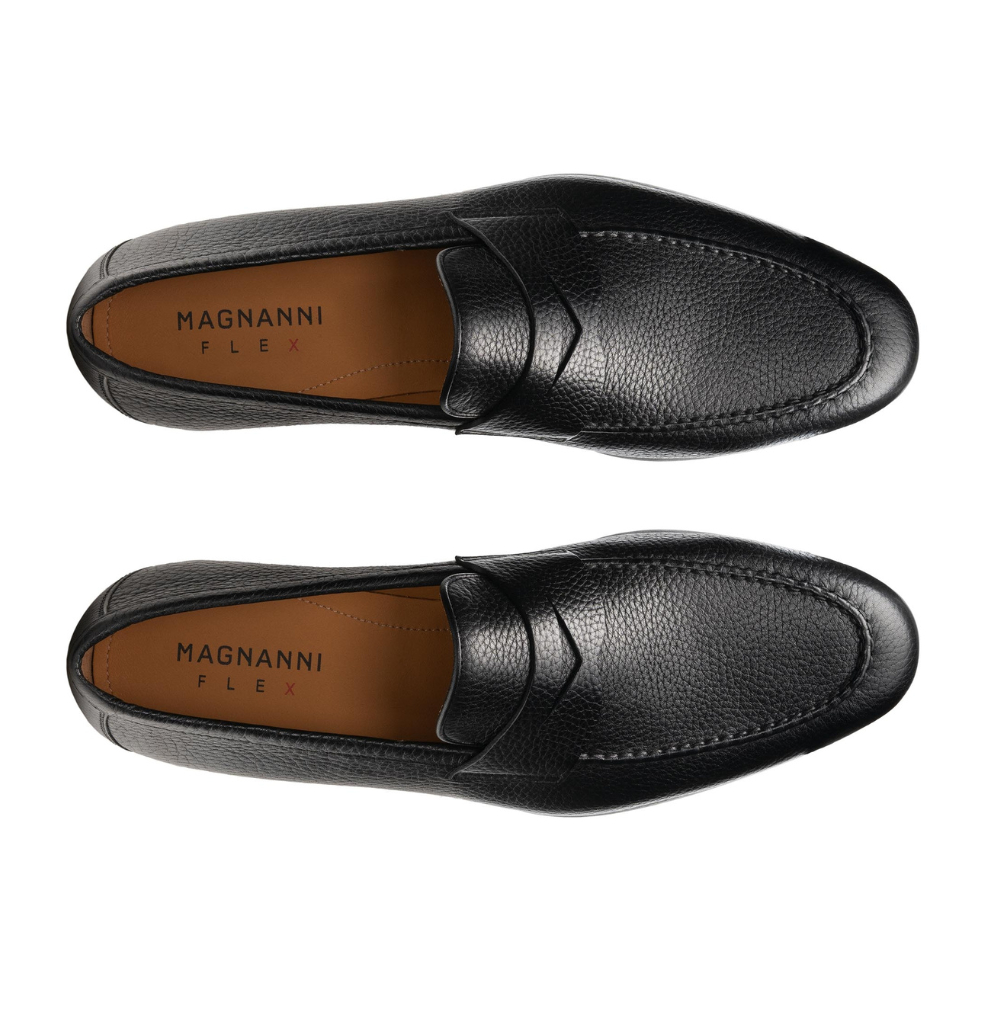 Magnanni Diezma II Men's Tumbled Black Leather Penny Loafers